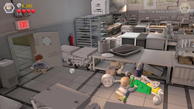 After you have captured the velociraptor in the fridge, keep moving right - Visitor center - Jurassic Park - walkthrough - LEGO Jurassic World - Game Guide and Walkthrough