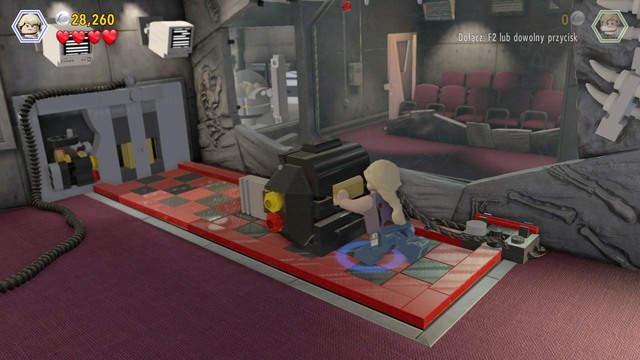 Walk over to the right, next to the door and smash the brick objects that you find there - Visitor center - Jurassic Park - walkthrough - LEGO Jurassic World - Game Guide and Walkthrough