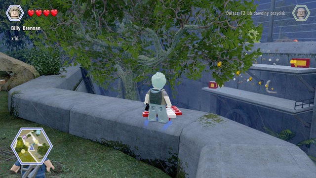 After walking up, go to the place shown on the picture - Tyrannosaurus Territory - Jurassic Park - secrets in free roam - LEGO Jurassic World - Game Guide and Walkthrough