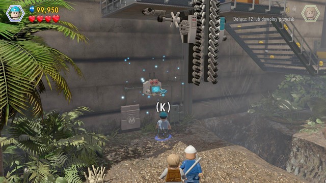 As Nick, approach the control panel shown in the screenshot and hack into it - Welcome to the Jurassic World - Jurassic World - walkthrough - LEGO Jurassic World - Game Guide and Walkthrough