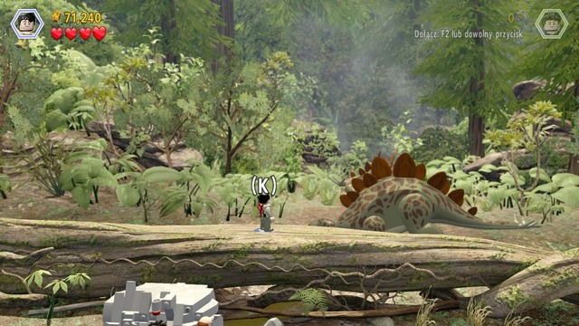 After you get to the next location, as Nick, approach the silver object and smash it, thanks to which you will be able to jump onto the tree trunk - Isla Sorna - Jurassic Park - The Lost World - walkthrough - LEGO Jurassic World - Game Guide and Walkthrough