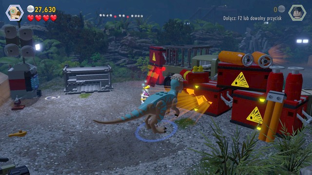 After you have cured the pachycephalosaur, make it approach the containers that that you can see in the screenshot and use force o the orange brick - InGen Arrival - Jurassic Park - The Lost World - walkthrough - LEGO Jurassic World - Game Guide and Walkthrough