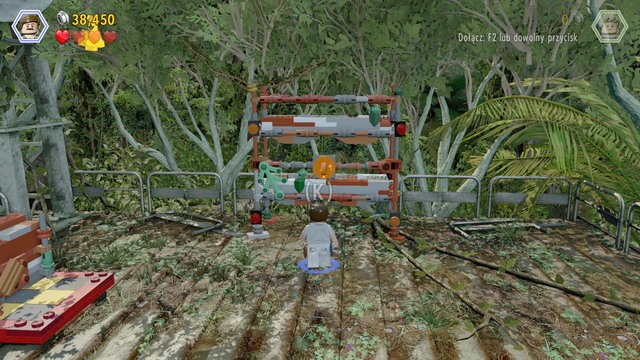 As Grant, get to the right side, over the footbridge and cut through the plants blocking the access to the rope - Landing Strip - Jurassic Park III - walkthrough - LEGO Jurassic World - Game Guide and Walkthrough