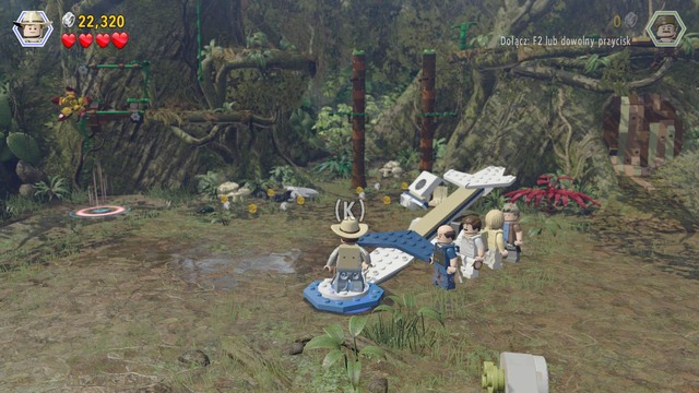 Switch to a different character and use the bricks to build a catapult - Spinosaurus - Jurassic Park III - walkthrough - LEGO Jurassic World - Game Guide and Walkthrough