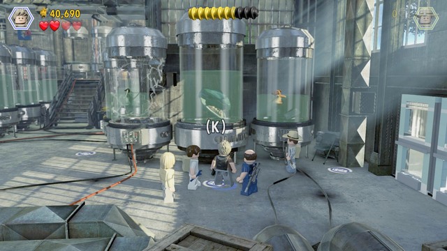After you make it to the other side, approach the container shown in the screenshot and as Billy, take a picture of the velociraptor - Breeding facility - Jurassic Park III - walkthrough - LEGO Jurassic World - Game Guide and Walkthrough