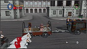 Jump on the carts - London Town - walkthrough - On Stranger Tides - LEGO Pirates of the Caribbean: The Video Game - Game Guide and Walkthrough