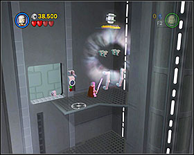 Use the Force on the object shown on the screenshot to be able to access another minikit - Death Star Escape - Freeplay Mode - Episode IV - LEGO Star Wars II: The Original Trilogy - Game Guide and Walkthrough