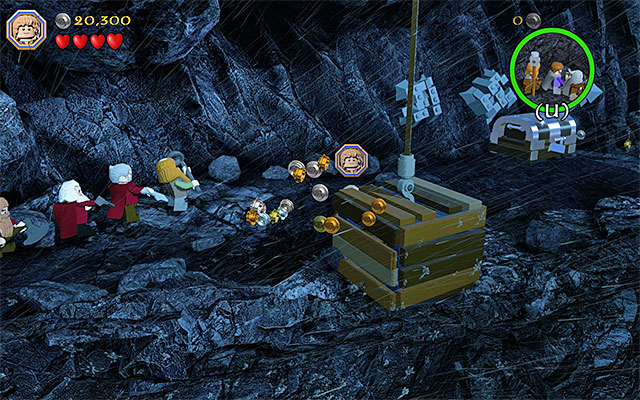 Build a crate that will be attached to the rest of the structure - Stage 6 (Over Hill and Under Hill): The way through the pass - Walkthrough - LEGO The Hobbit - Game Guide and Walkthrough