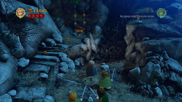 After reaching another dead end, you should look out not to step on any thorns - Weathertop - Walkthrough - Act I - LEGO The Lord of the Rings - Game Guide and Walkthrough