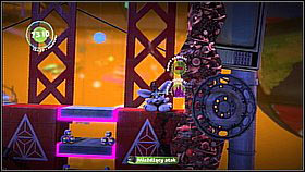The enemies hiding in the towers can be also treated with the bunny's attack - Full Metal Rabbit - The Cosmos - LittleBigPlanet 2 - Game Guide and Walkthrough