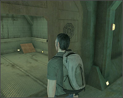 The hatch to your right is unaccessible, so you may as well ignore it - Worth A Thousand Words II - 1x07 - Worth A Thousand Words - Lost: Via Domus - Game Guide and Walkthrough