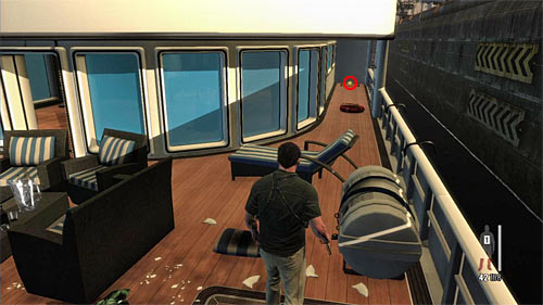 Go upstairs but before you use the main entrance, check the are on the right, noticing another fragment of a weapon (screen) [Golden Gun - Super Sport 2/3] - Chapter XI - p. 1 - Walkthrough - Max Payne 3 - Game Guide and Walkthrough