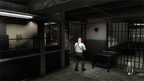 Be careful, because when you finish off snipers, a passage opens behind you - Chapter XIII - p. 4 - Walkthrough - Max Payne 3 - Game Guide and Walkthrough