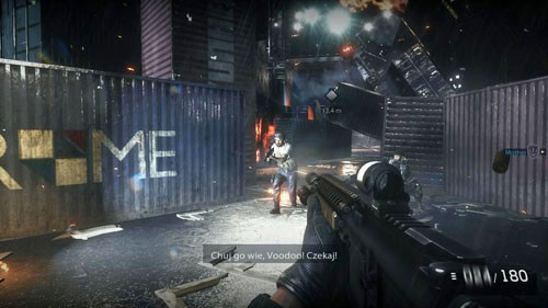 Run forward and prepare for the rapid elimination of the two guards who run from the container on the left (see picture above) - Mission 01: Unintended consequences - Campaign - Medal of Honor: Warfighter - Game Guide and Walkthrough