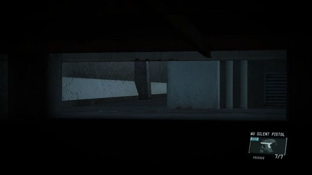 Hide under the warehouse - Extracting Paz - Walkthrough - Metal Gear Solid V: Ground Zeroes - Game Guide and Walkthrough