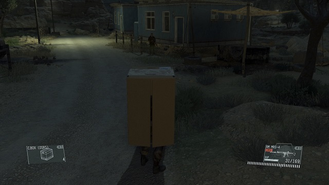 Cardboard boxes affect enemies in different ways. - Posters - Metal Gear Solid V: The Phantom Pain - Game Guide and Walkthrough