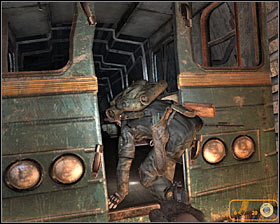 Stand next to Khan after you've defeated the monsters #1 and DON'T MOVE - Walkthrough - Anomaly - Chapter 3 - Metro 2033 - Game Guide and Walkthrough