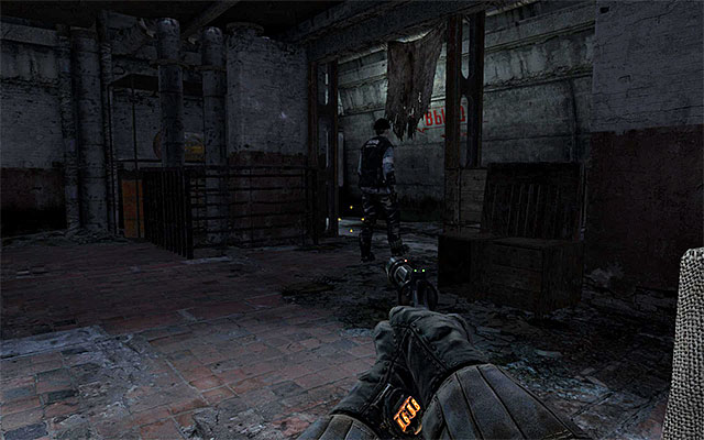 Before heading towards two more guards, make sure to destroy all local light sources because otherwise you might be seen by enemies occupying balconies on the floor - Find and save Pavel - Chapter 6: Facility - Metro: Last Light - Game Guide and Walkthrough