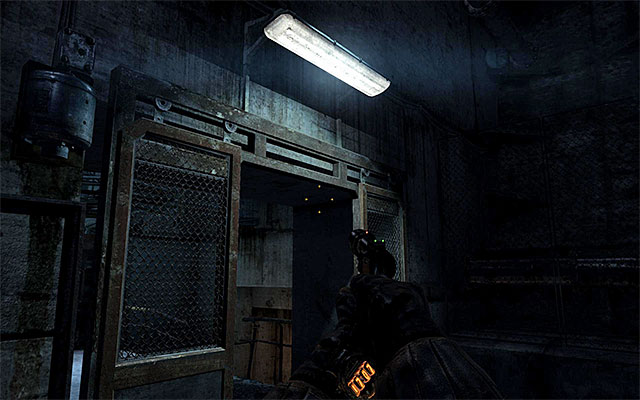 Once you've done with everything, return downstairs and use the newly unlocked passage shown on the above screen - Find and save Pavel (2) - Chapter 6: Facility - Metro: Last Light - Game Guide and Walkthrough