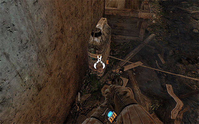 Stop, when you get to the new corridor, because there is a line trap hidden here - Find and save Pavel (2) - Chapter 6: Facility - Metro: Last Light - Game Guide and Walkthrough