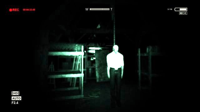 If you walk past this dead guy, you are going the right direction - Vocational Block - Game Walkthrough - Outlast: Whistleblower - Game Guide and Walkthrough