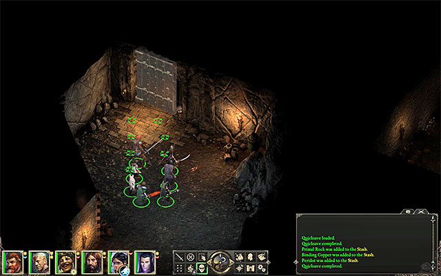 It is a good idea to put the hood on before you approach the last temple door - Never Far from the Queen - Main quest - Caed Nua M12 - Pillars of Eternity - Game Guide and Walkthrough