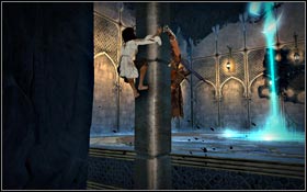 After a while you should reach a wider column from which you have to jump to the place where you will fight against Concubine - Royal Palace - Coronation Hall - Royal Palace - Prince of Persia - Game Guide and Walkthrough