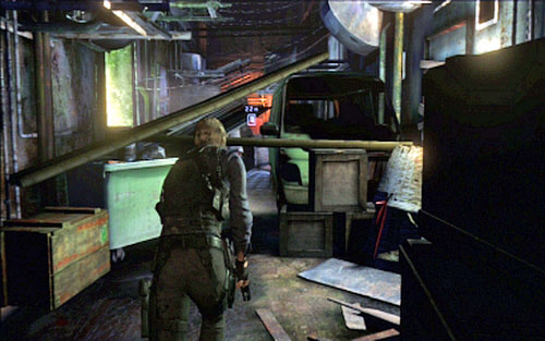 At the beginning go o the alley on the right and enter the indicated building - Chapter 5 - The City - Leon's campaign - Resident Evil 6 - Game Guide and Walkthrough