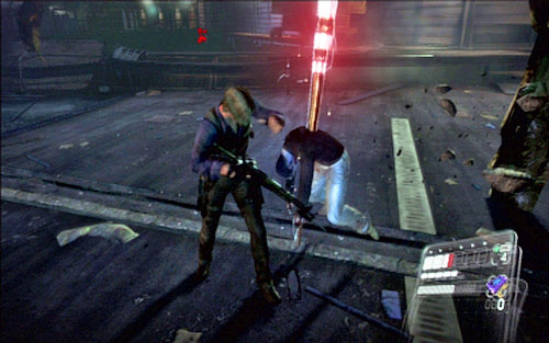 The spike will thrust into the enemy and stun it for several seconds - Chapter 5 - The Final Fight with Simmons - Leon's campaign - Resident Evil 6 - Game Guide and Walkthrough
