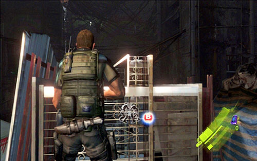 After sliding on the rope, use help of your companion and push down the large crate - Chapter 3 - Chasing the Snake - Chris's campaign - Resident Evil 6 - Game Guide and Walkthrough
