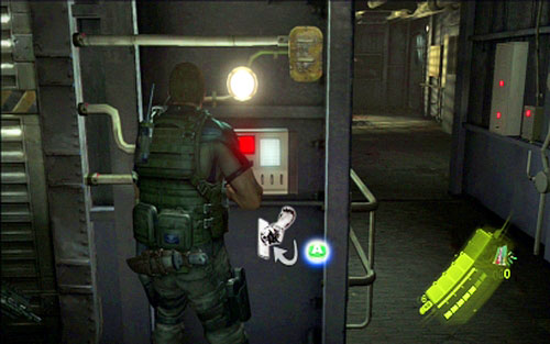 Once you get to the destination, move to the lock blocking the door - Chapter 4 - The Triple Lock - Chris's campaign - Resident Evil 6 - Game Guide and Walkthrough
