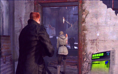 On your way there you'll be attacked by a group of enemies, but it is enough to shoot a barrel on the left and all enemies will die - Chapter 1 - Encountering Ustanak - Jake's campaign - Resident Evil 6 - Game Guide and Walkthrough