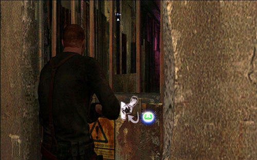 From there he will be able to open the door for his companion - Chapter 4 - Dark Alleys - Jake's campaign - Resident Evil 6 - Game Guide and Walkthrough