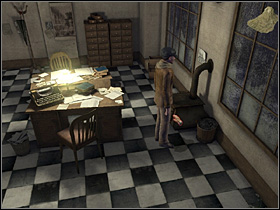 Go right to the end of the room and get close to the second desk from the left (where the lamp is on) - Central News Agency, night 29/30 September 1888 - Walkthrough - Sherlock Holmes vs. Jack the Ripper - Game Guide and Walkthrough