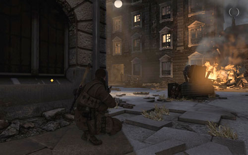 Approach the corner of the building - you should note a soldier coming out of the other one - Mission 5 - St. Olibartus Church - p. 1 - Walkthrough - Sniper Elite V2 - Game Guide and Walkthrough