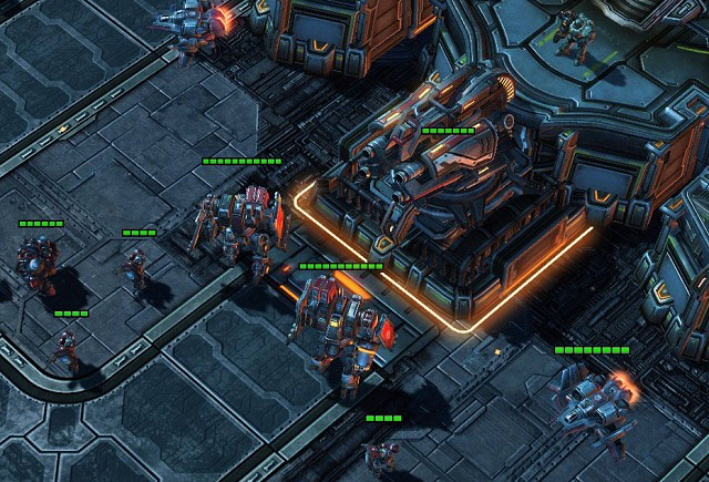 After you heal your units, and replenish losses, you can launch the final assault on the Tactical Operation Center [6] - Old Soldiers - Char missions - StarCraft II: Heart of the Swarm - Game Guide and Walkthrough