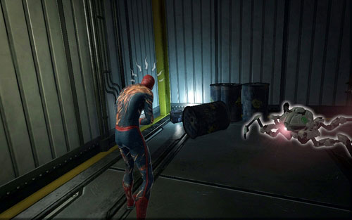 At almost the very end of the walkway, on the right, there's the twelfth Tech Piece - Chapter 10 - Spider-Man No More! - p. 2 - Collectibles inside buildings - The Amazing Spider-Man - Game Guide and Walkthrough
