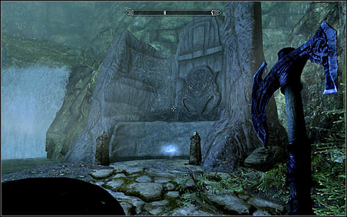 If you want to explore the eastern balcony on which the Skeletons were, you will have to look out for the pressure plates beside the stairs, going between them - Heading to the temple of Ustengrav - The Horn of Jurgen Windcaller - The Elder Scrolls V: Skyrim - Game Guide and Walkthrough