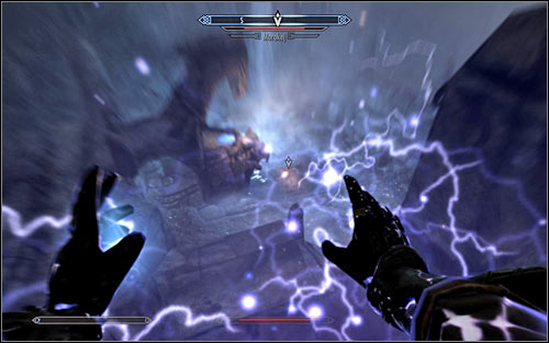 Throughout the fight you will most of all have to keep in mind that the Boss will try to attack you with lightning on a regular basis (screen above) - Staff of Magnus - p. 3 - College of Winterhold quests - The Elder Scrolls V: Skyrim - Game Guide and Walkthrough