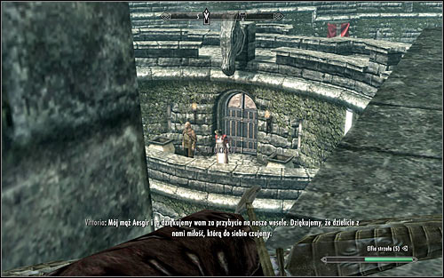 Prepare the newly obtained bow (or your own if it is better) and wait until Vittoria and her husband appear on the upper balcony to give a speech - Bound Until Death - The Dark Brotherhood quests - The Elder Scrolls V: Skyrim - Game Guide and Walkthrough