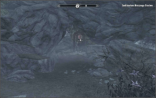 An entrance to the Dark Brotherhood hideout is hidden between rocks (screen above), but you shouldn't have any problems with finding it - Destroy the Dark Brotherhood - The Dark Brotherhood quests - The Elder Scrolls V: Skyrim - Game Guide and Walkthrough