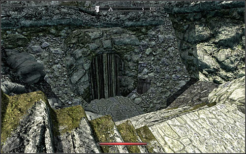 If you prefer to be stealthy and don't want to fight the Orcs, it would be best to enter the ruined keep from the north-west side, during the night - Pieces of the Past - p. 1 - Daedric quests - The Elder Scrolls V: Skyrim - Game Guide and Walkthrough
