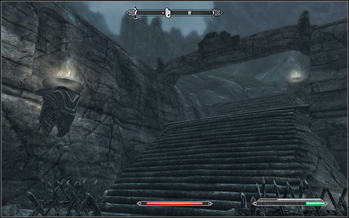 After eliminating the closest enemies, you will need to decide how to reach the Dead Crone, the tallest tower visible in the distance - Pieces of the Past - p. 2 - Daedric quests - The Elder Scrolls V: Skyrim - Game Guide and Walkthrough
