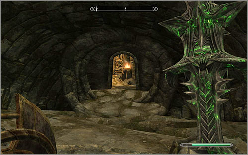 Use the passage unlocked after speaking with Valdar, heading south - Evil In Waiting - Side quests - The Elder Scrolls V: Skyrim - Game Guide and Walkthrough
