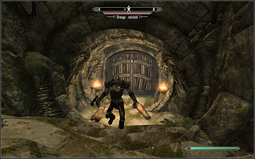 Keep heading further, reaching the passage to Forelhost Crypt (screen above), where you will come across Draugrs for the first time - Siege on the Dragon Cult - Side quests - The Elder Scrolls V: Skyrim - Game Guide and Walkthrough
