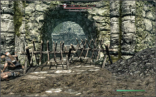 Just like before, the game will allow you a free choice as to how you want to get inside - The Battle for Fort Amol - Imperial Legion Quests - The Elder Scrolls V: Skyrim - Game Guide and Walkthrough