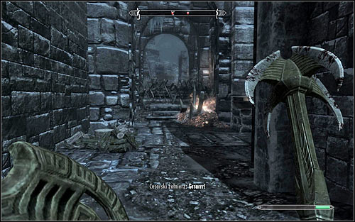 Soon, you should reach a fork in the road (the above screen) and decide which way to go - Battle for Windhelm - Imperial Legion Quests - The Elder Scrolls V: Skyrim - Game Guide and Walkthrough