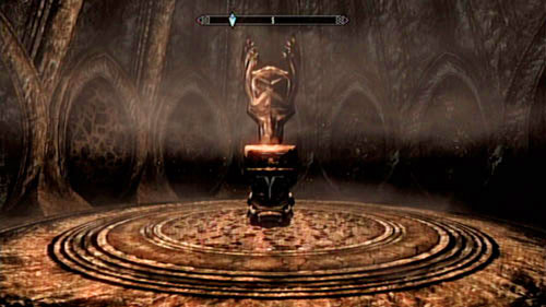At the end you will find a peculiar round room with a pedestal in the middle - Find the source of Miraak's power - Main story mode - The Temple of Miraak - The Elder Scrolls V: Skyrim - Dragonborn - Game Guide and Walkthrough