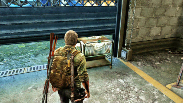 Ellie will quickly move over to the other side and block the gate with a trolley - Financial District - Pittsburgh - The Last of Us - Game Guide and Walkthrough