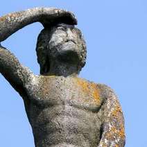  A statue saluting